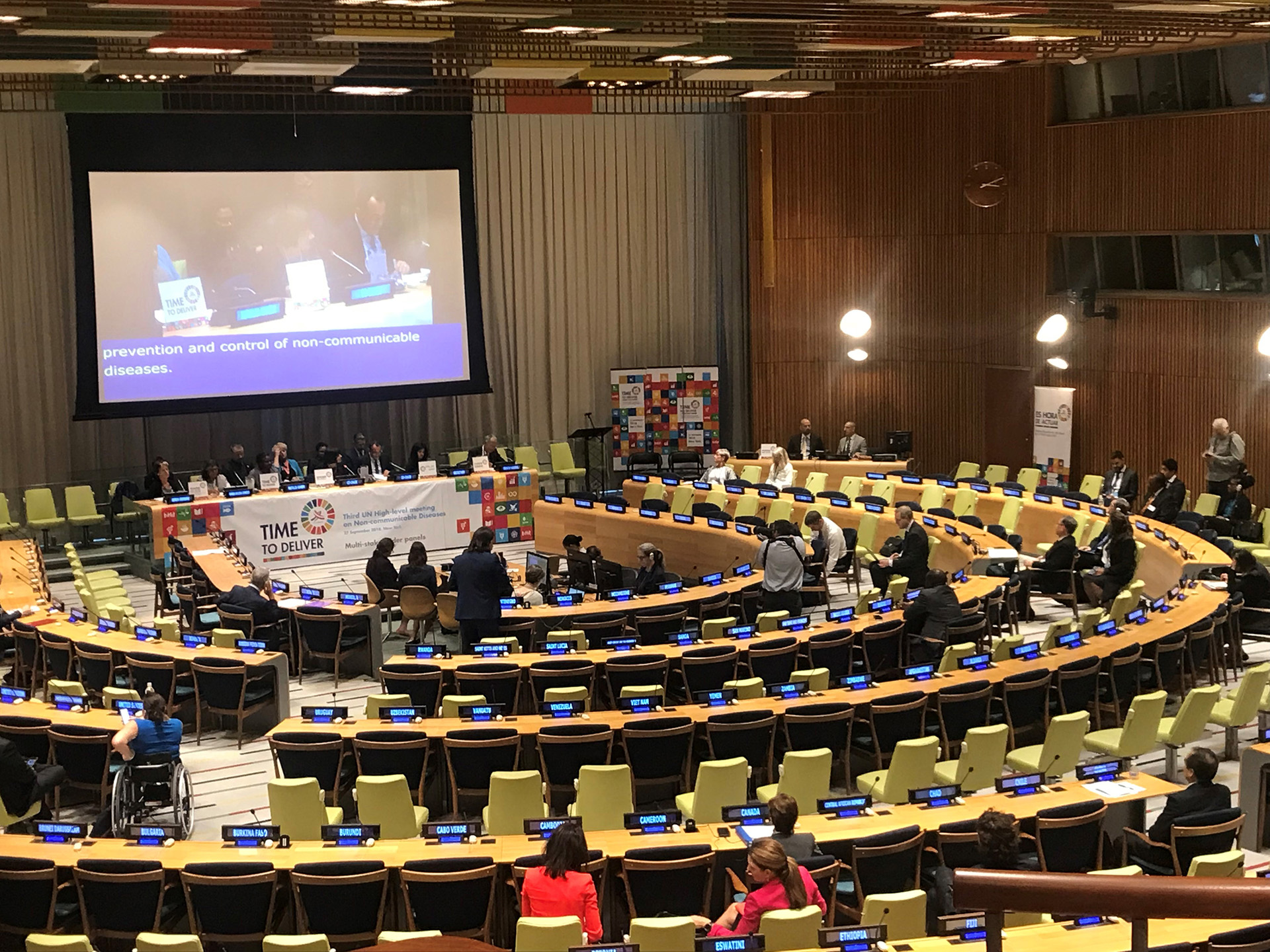 who-eb-room-meeting Participants in the Executive Board meeting room at WHO, Geneva.
