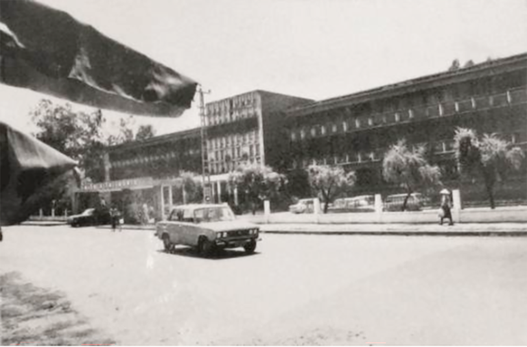 1958