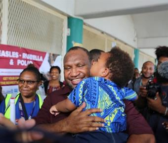 20190617-pm-with-vaccinated-child